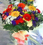  Konya çiçek yolla , çiçek gönder , çiçekçi   karma büyük ve gösterisli mevsim demeti