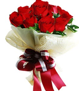 9 adet kırmızı gülden buket tanzimi  Konya çiçek online çiçek siparişi 